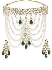 Karatcart Pearl Beaded and Green Tumble Kundan Choker Neckalce Set for Women